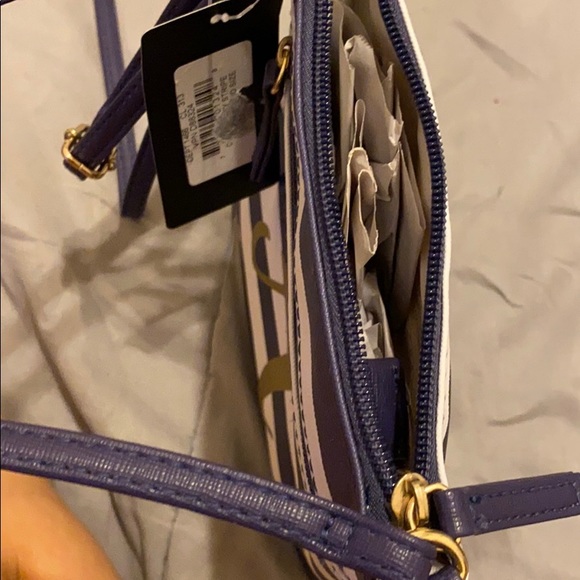 Cross body purse (new) - Picture 3 of 3